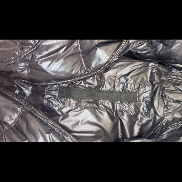 Add jacket - Picture 2 of 3